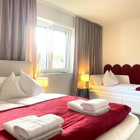 Lumen Homes - Design-Apt. Nahe Audi Und Altstadt, 3 Zimmer, Netflix อินโกลชตัดต์ ภายนอก รูปภาพ