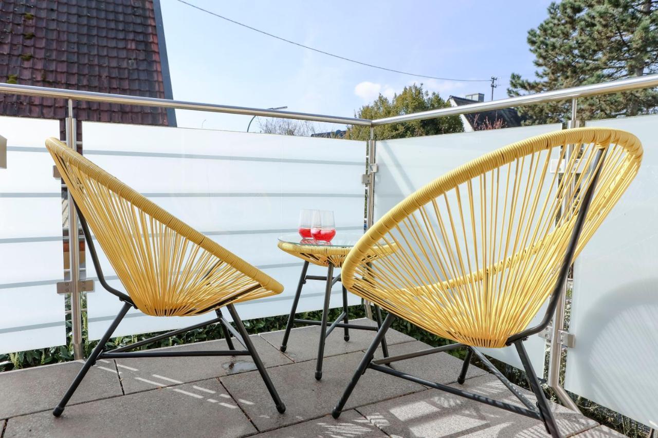 Lumen Homes - Design-Apt. Nahe Audi Und Altstadt, 3 Zimmer, Netflix อินโกลชตัดต์ ภายนอก รูปภาพ