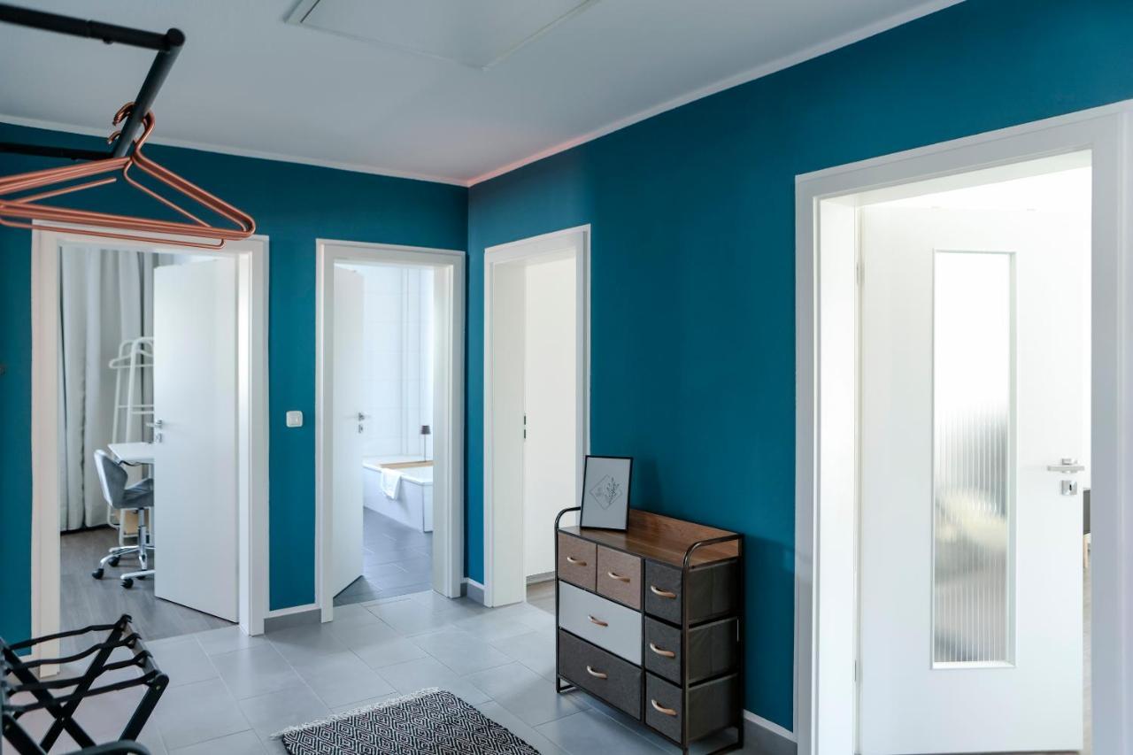Lumen Homes - Design-Apt. Nahe Audi Und Altstadt, 3 Zimmer, Netflix อินโกลชตัดต์ ภายนอก รูปภาพ