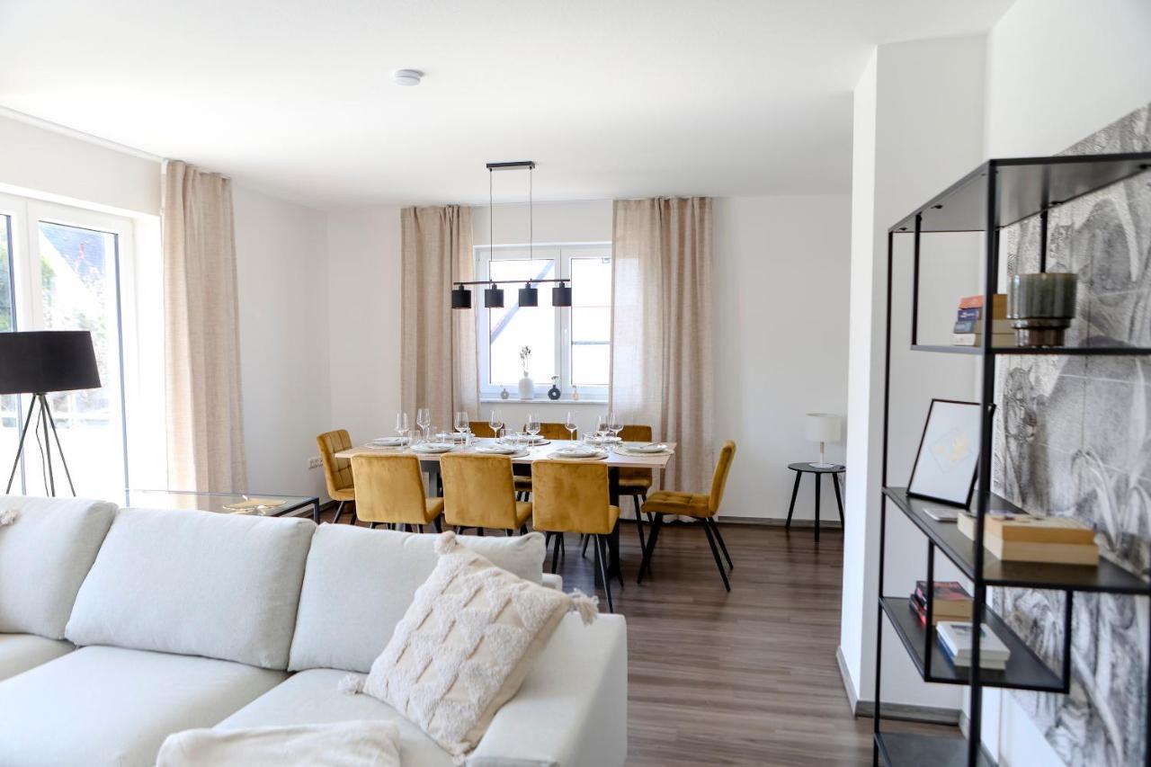 Lumen Homes - Design-Apt. Nahe Audi Und Altstadt, 3 Zimmer, Netflix อินโกลชตัดต์ ภายนอก รูปภาพ